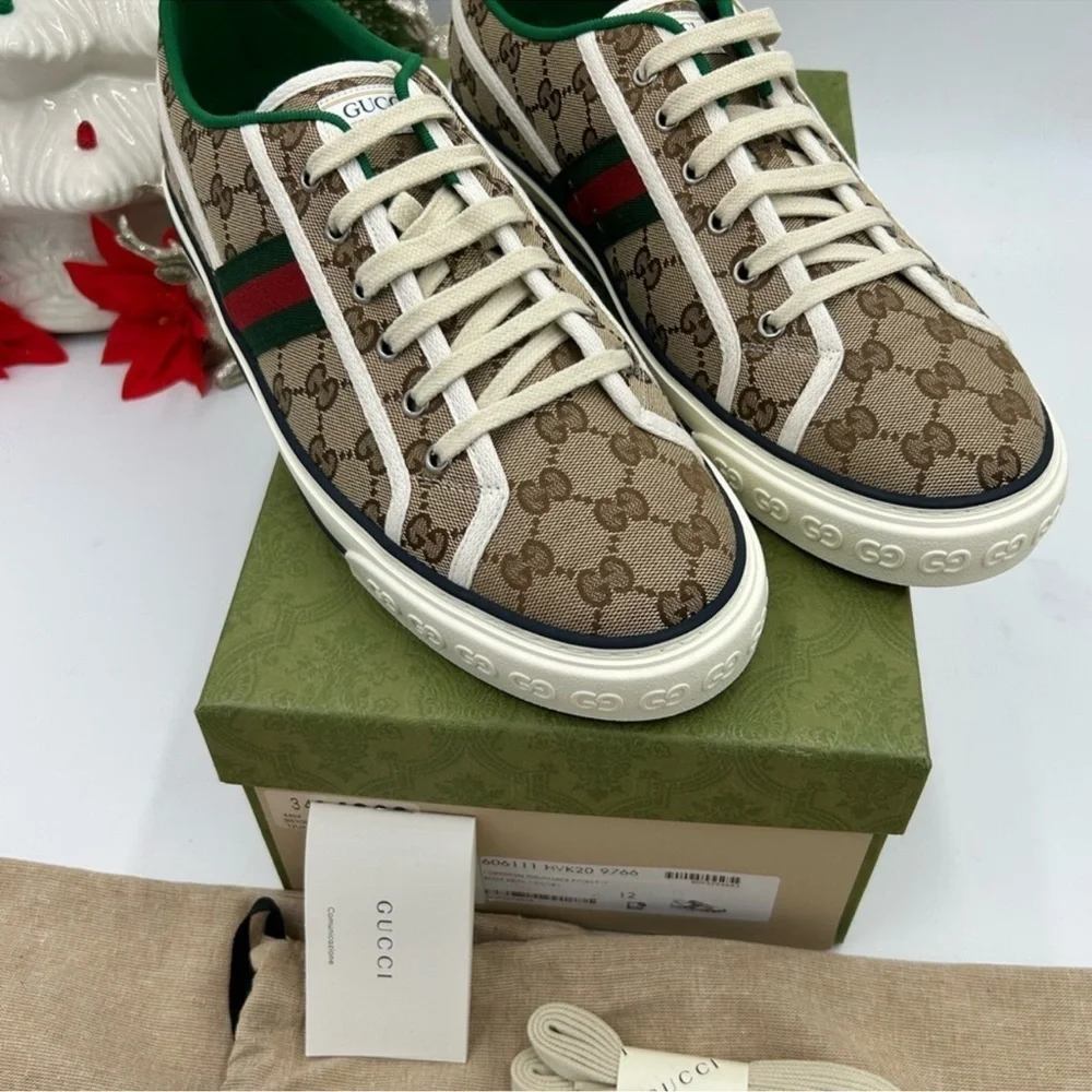 Men’s Gucci tennis 1977 low top sneakers size 12 fits 12.5 made in Italy